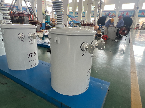 Single-Phase Pole-Mounted Transformers